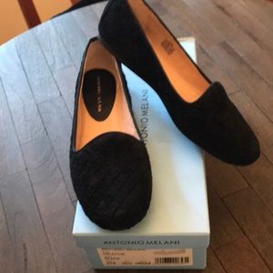 NWOT Antonio Melani Heather Black Flats - 6.5